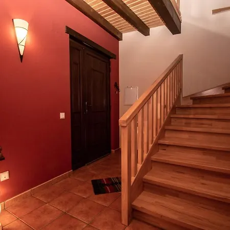 El Rincon De Antonio Holiday home Monfarracinos